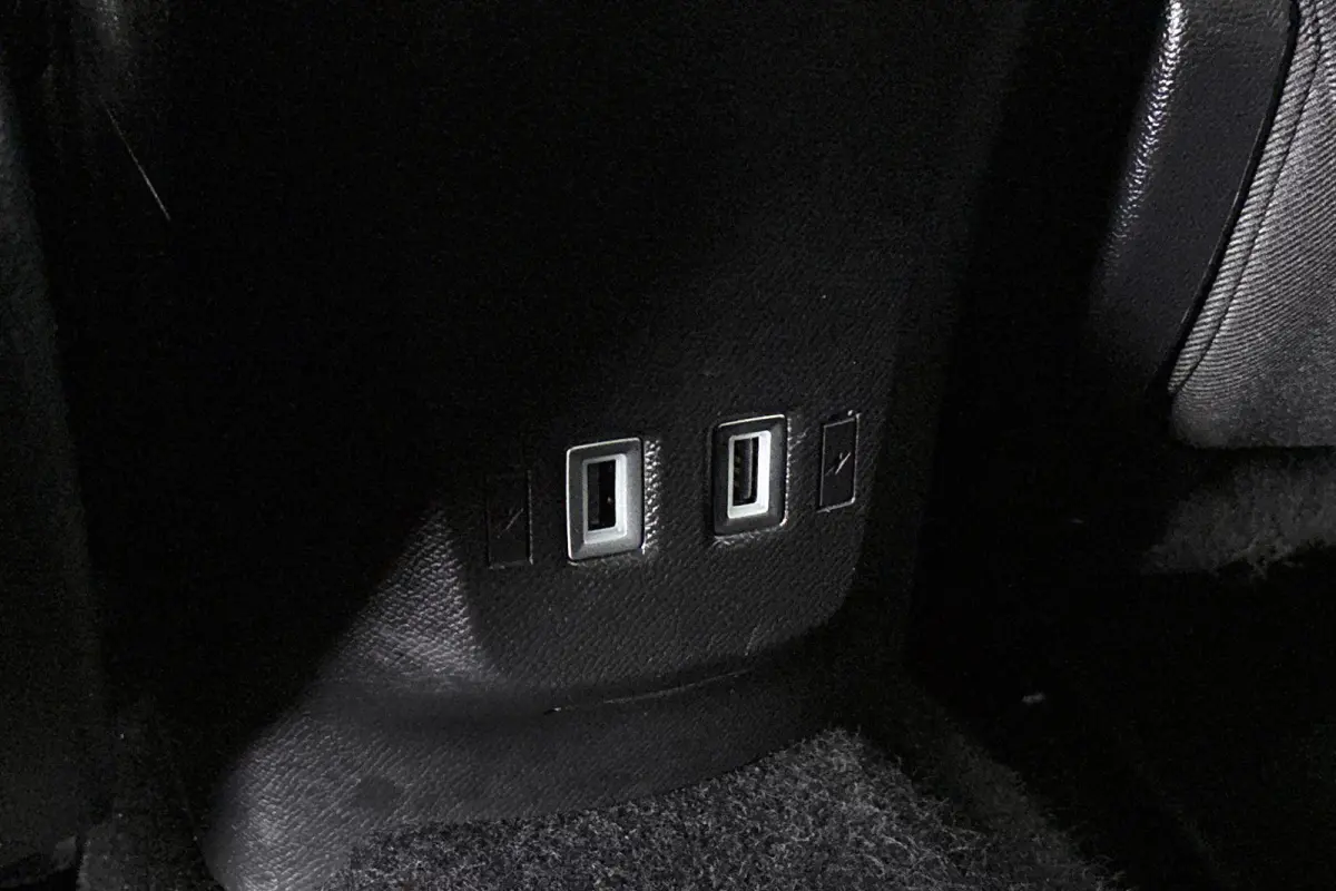 Electric GS 50 kWh Groot Navi Camera LED Apple CarPlay