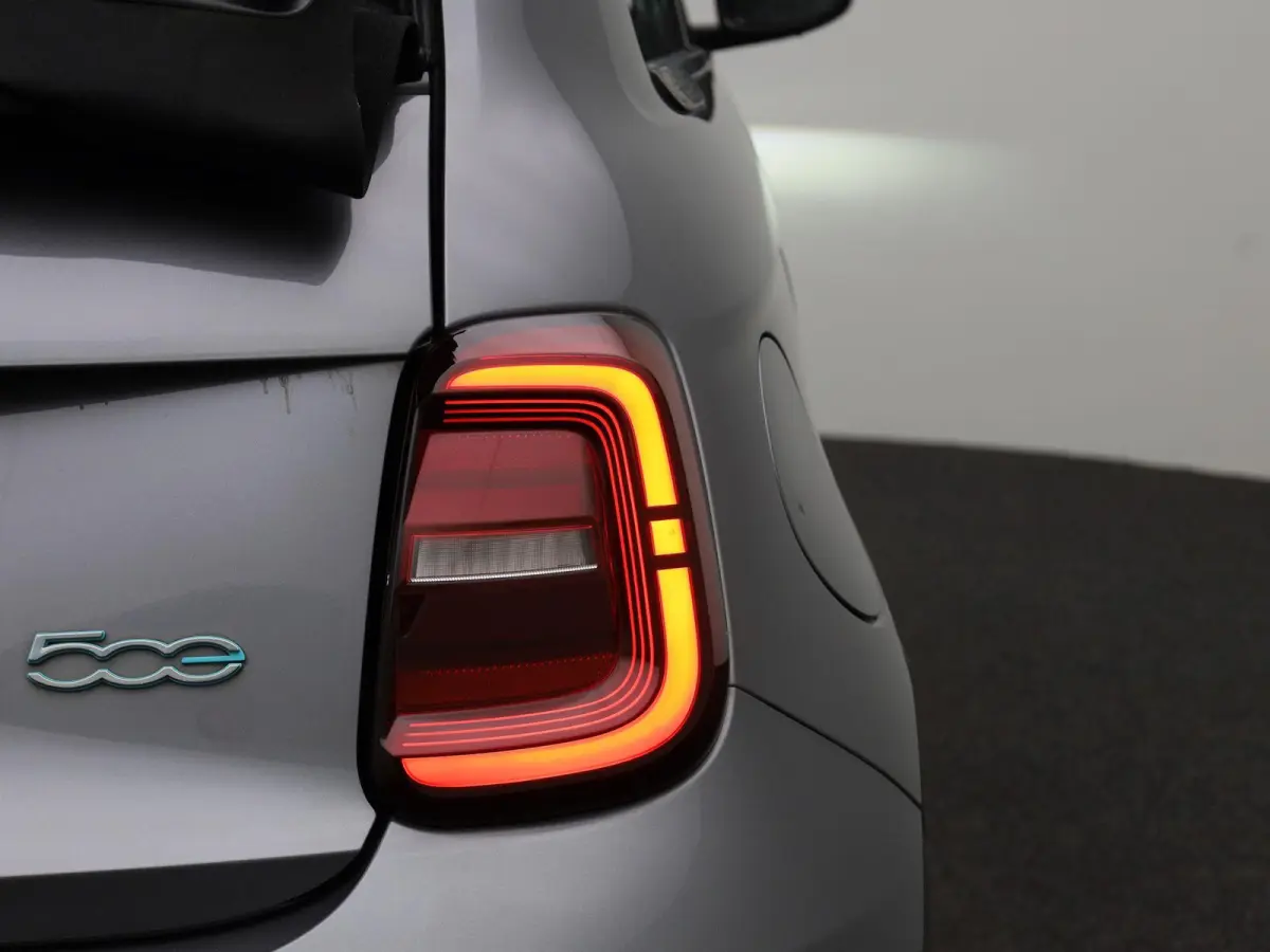 500e 42 kWh Icon | WORDT VERWACHT |