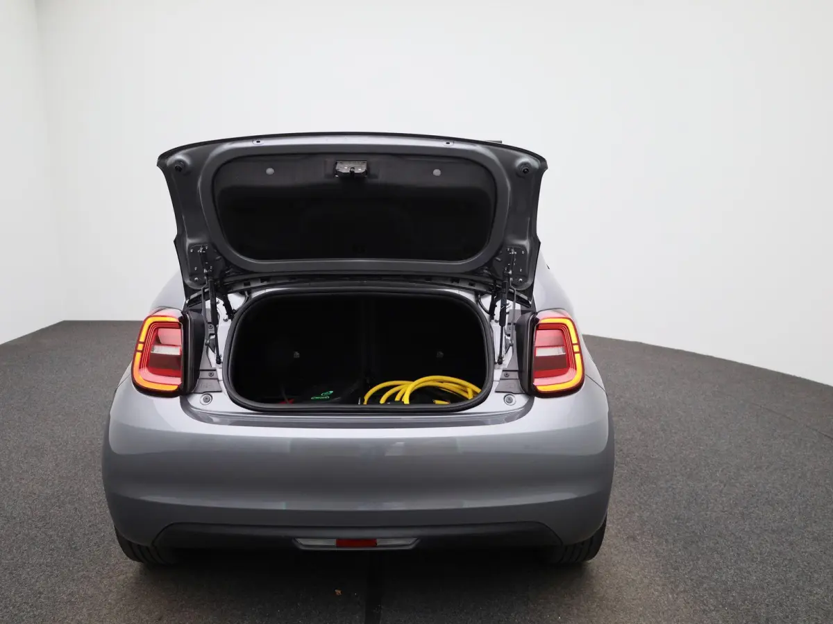 500e 42 kWh Icon | WORDT VERWACHT |