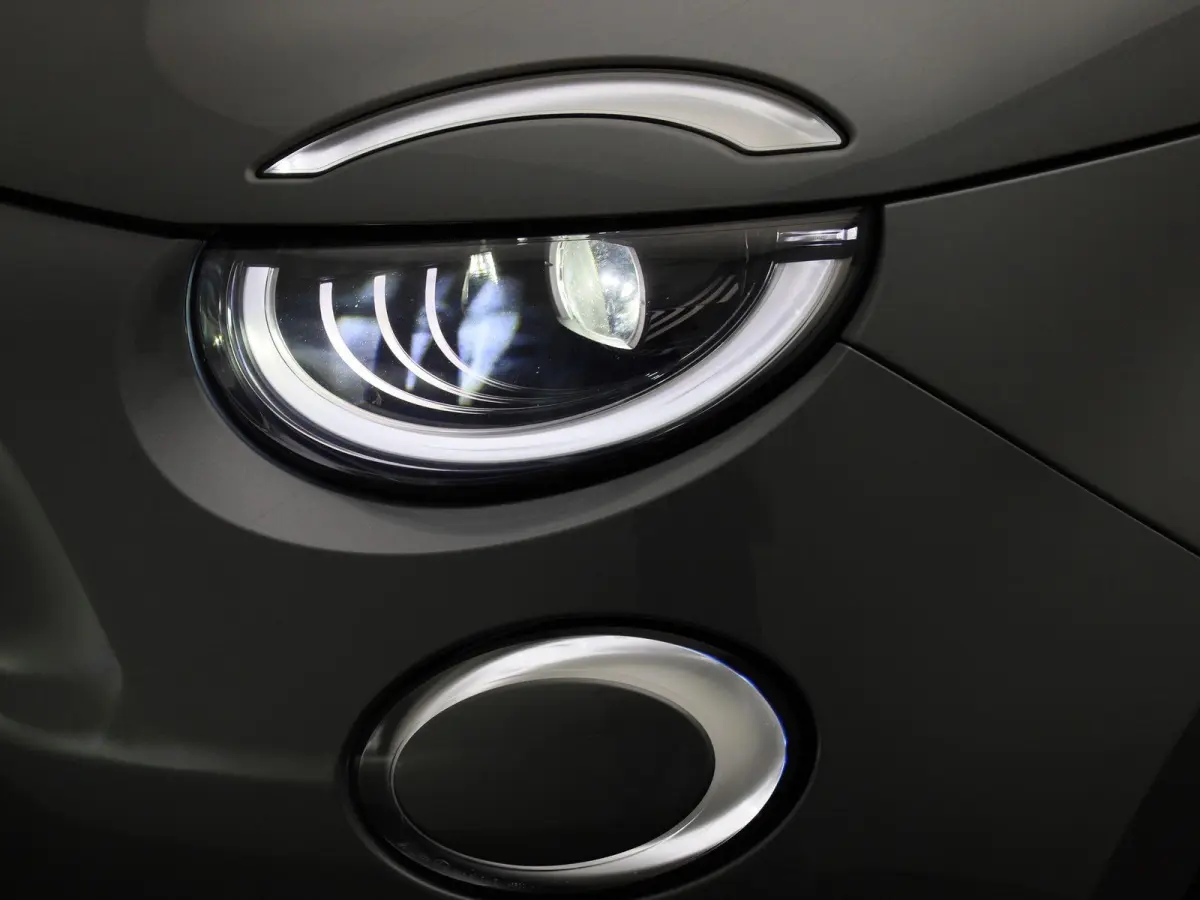 500e 42 kWh Icon | WORDT VERWACHT |