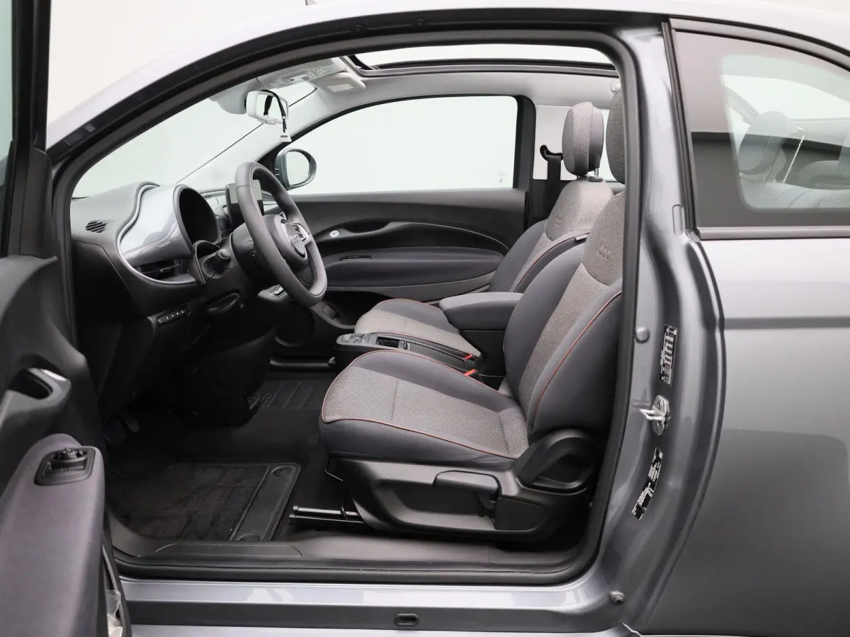 500e 42 kWh Icon | WORDT VERWACHT |