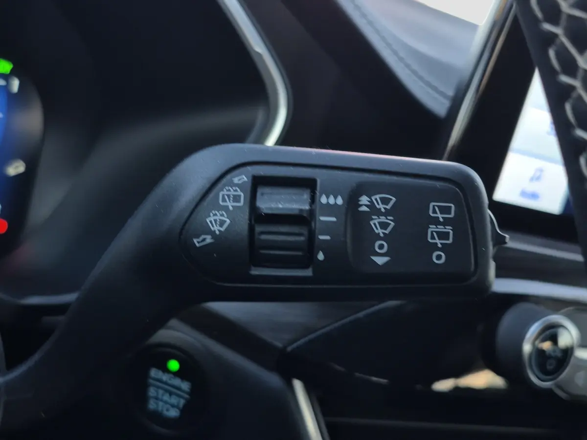 2.5 PHEV Vignale Stoel+Stuur+Voorruitverwarming | Memory stoelen vol leder | Camera voor + Achter | Full LED | Keyless |