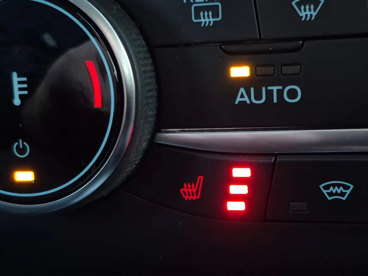 2.5 PHEV Vignale Stoel+Stuur+Voorruitverwarming | Memory stoelen vol leder | Camera voor + Achter | Full LED | Keyless |