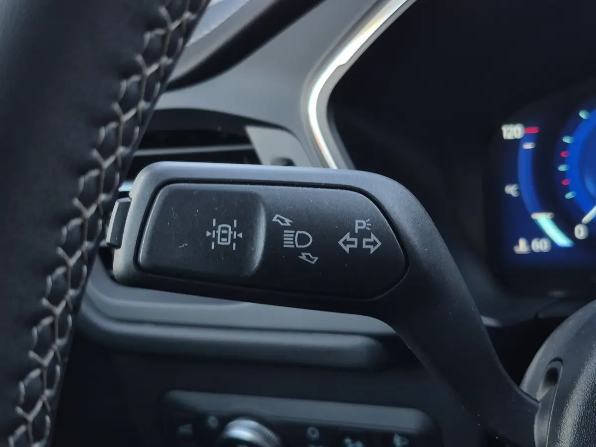 2.5 PHEV Vignale Stoel+Stuur+Voorruitverwarming | Memory stoelen vol leder | Camera voor + Achter | Full LED | Keyless |