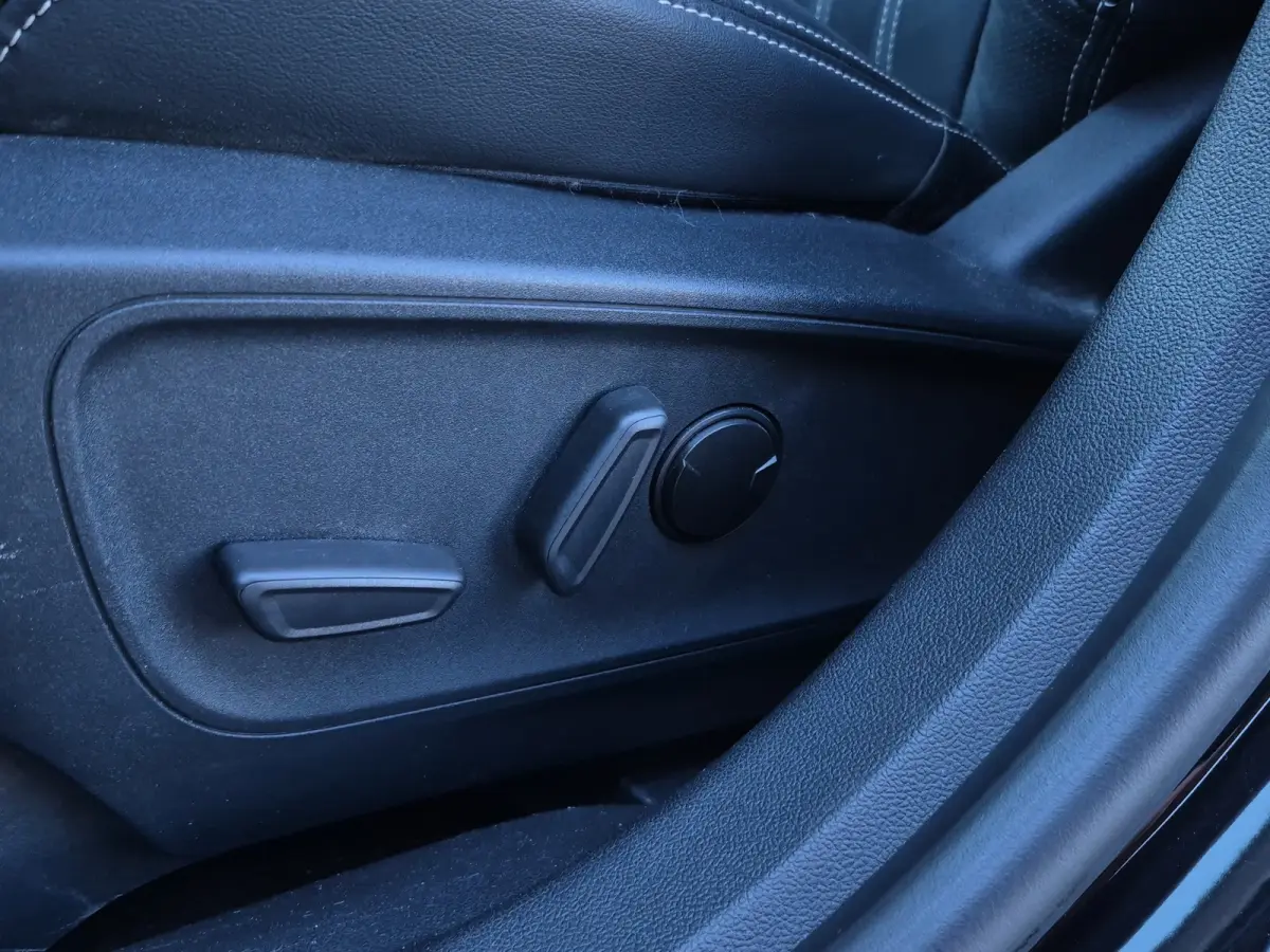 2.5 PHEV Vignale Stoel+Stuur+Voorruitverwarming | Memory stoelen vol leder | Camera voor + Achter | Full LED | Keyless |