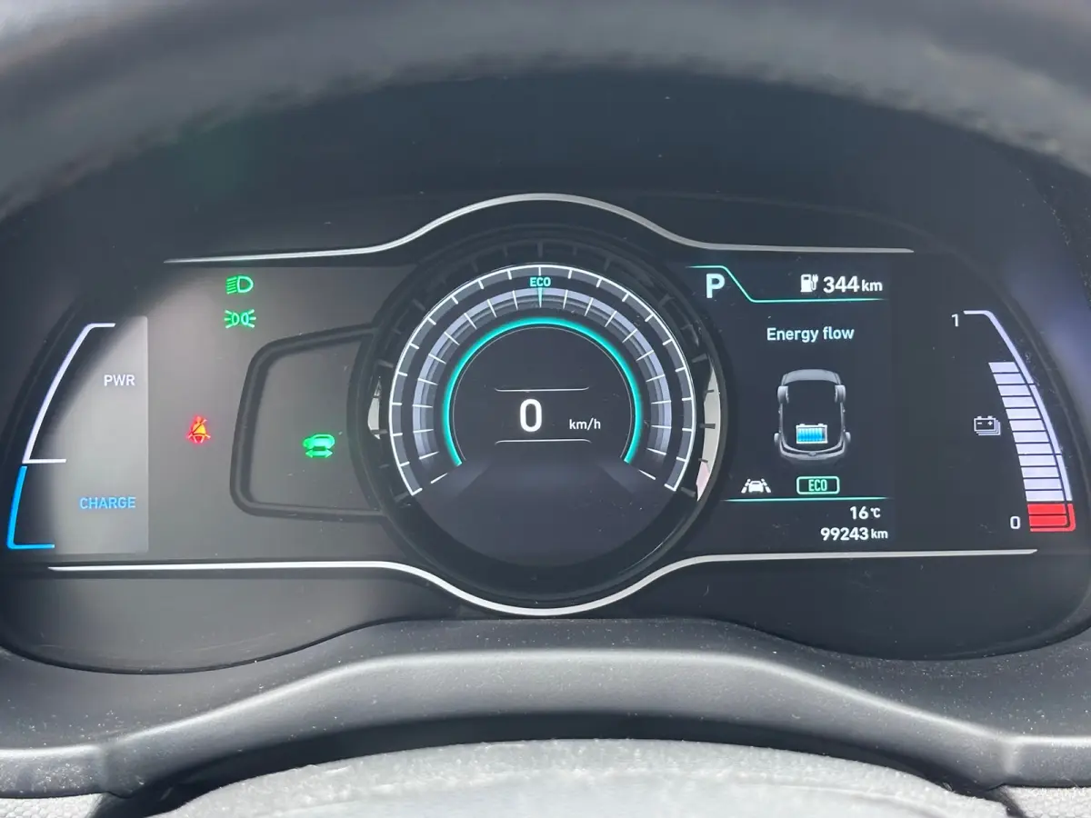 EV Fashion 64 kWh|FASE 3|1E EIG|SOH 100% DEALEROND|HEADSUP|CAMERA|APPLECARPLAY|NAVI|ADAPT.CRUISE|LANE.ASS|KEYLESSGO|B