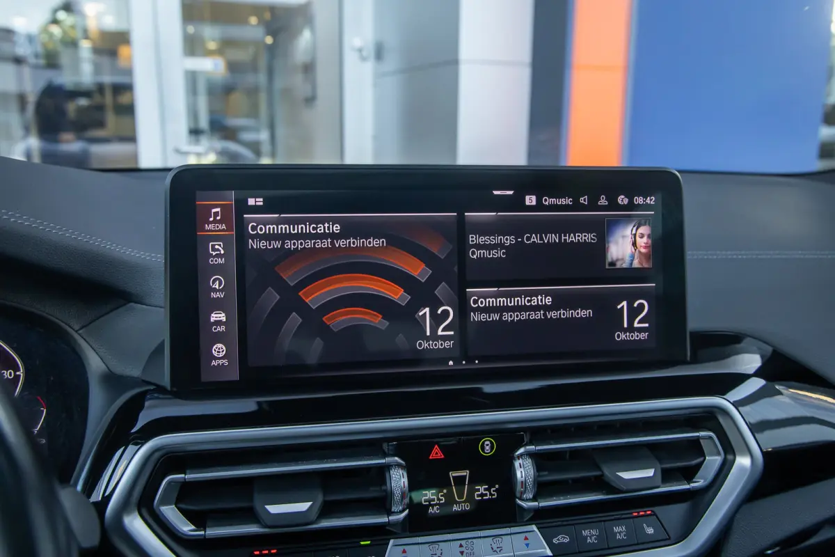 Executive 80 kWh | Pano | Trekhaak | Leder | Memory | Adap.cruise | Camera | Digitaal dashboard | Achteruitrijcamera | Apple Carplay/Android Auto|telefoonintegratie premium | Cruise control 