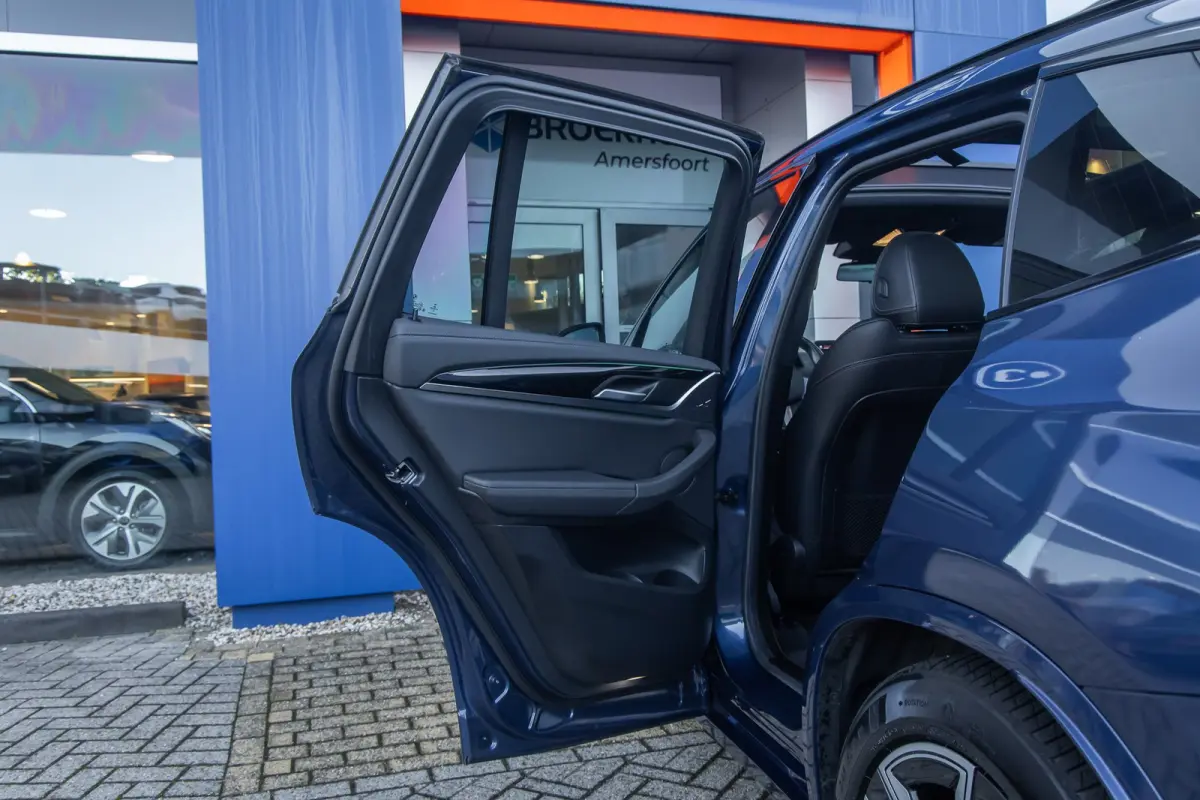 Executive 80 kWh | Pano | Trekhaak | Leder | Memory | Adap.cruise | Camera | Digitaal dashboard | Achteruitrijcamera | Apple Carplay/Android Auto|telefoonintegratie premium | Cruise control 