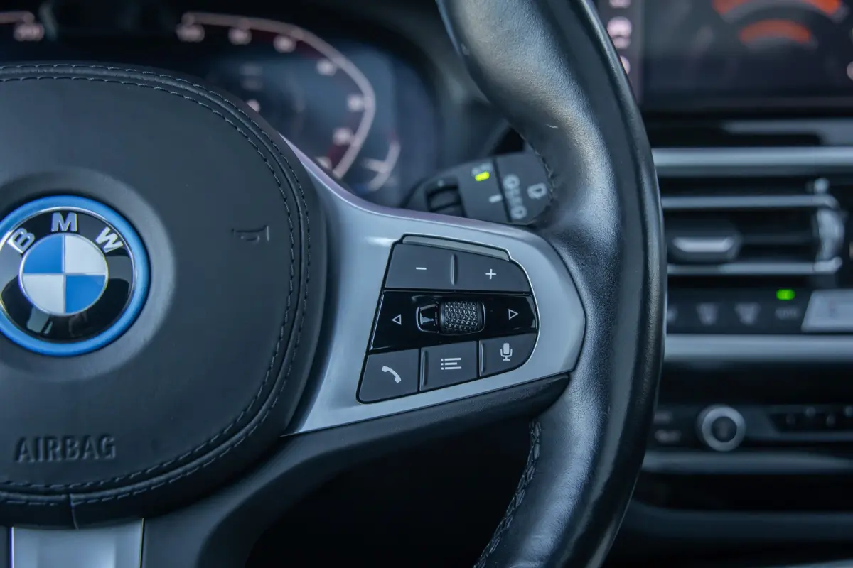 Executive 80 kWh | Pano | Trekhaak | Leder | Memory | Adap.cruise | Camera | Digitaal dashboard | Achteruitrijcamera | Apple Carplay/Android Auto|telefoonintegratie premium | Cruise control 
