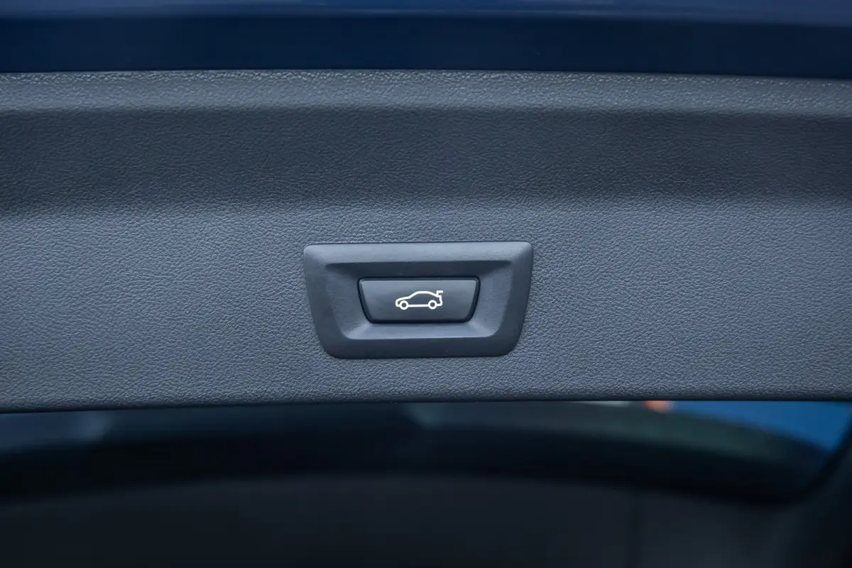 Executive 80 kWh | Pano | Trekhaak | Leder | Memory | Adap.cruise | Camera | Digitaal dashboard | Achteruitrijcamera | Apple Carplay/Android Auto|telefoonintegratie premium | Cruise control 