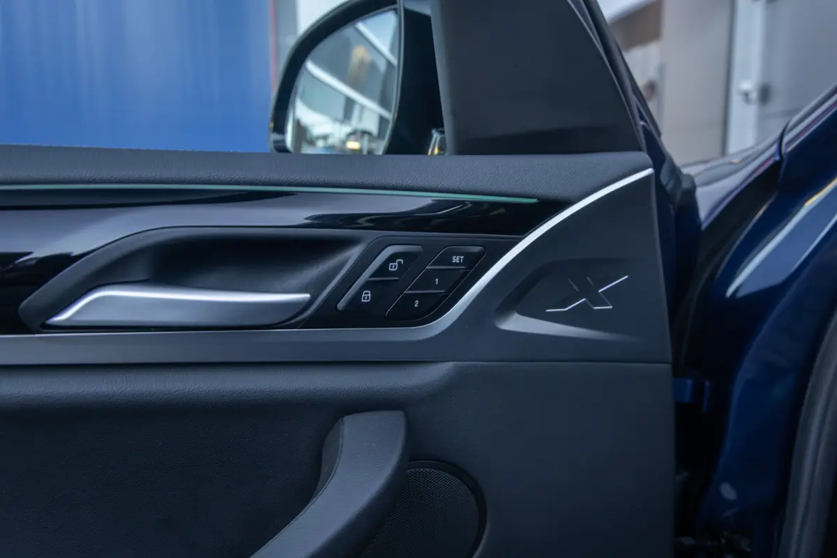 Executive 80 kWh | Pano | Trekhaak | Leder | Memory | Adap.cruise | Camera | Digitaal dashboard | Achteruitrijcamera | Apple Carplay/Android Auto|telefoonintegratie premium | Cruise control 