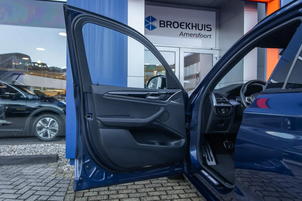 Executive 80 kWh | Pano | Trekhaak | Leder | Memory | Adap.cruise | Camera | Digitaal dashboard | Achteruitrijcamera | Apple Carplay/Android Auto|telefoonintegratie premium | Cruise control 