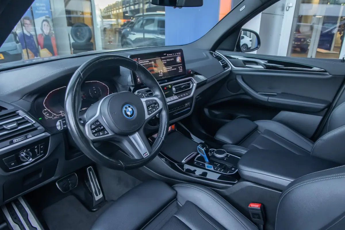 Executive 80 kWh | Pano | Trekhaak | Leder | Memory | Adap.cruise | Camera | Digitaal dashboard | Achteruitrijcamera | Apple Carplay/Android Auto|telefoonintegratie premium | Cruise control 