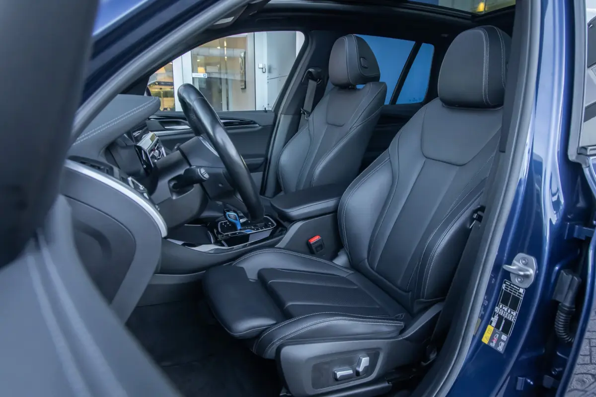 Executive 80 kWh | Pano | Trekhaak | Leder | Memory | Adap.cruise | Camera | Digitaal dashboard | Achteruitrijcamera | Apple Carplay/Android Auto|telefoonintegratie premium | Cruise control 