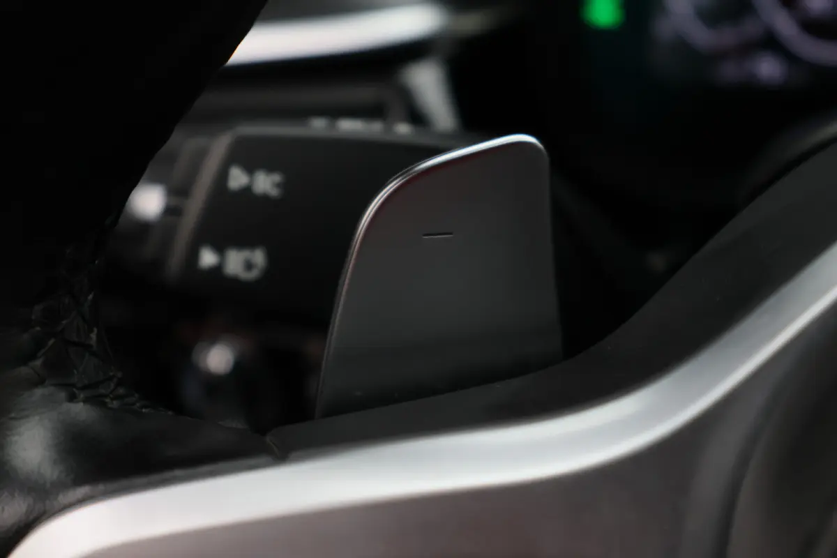 530e M Sport Edition Leer, Soft-Close, 360° Camera, Head-Up, Stoelverwarming/ventilatie, LED, 19''