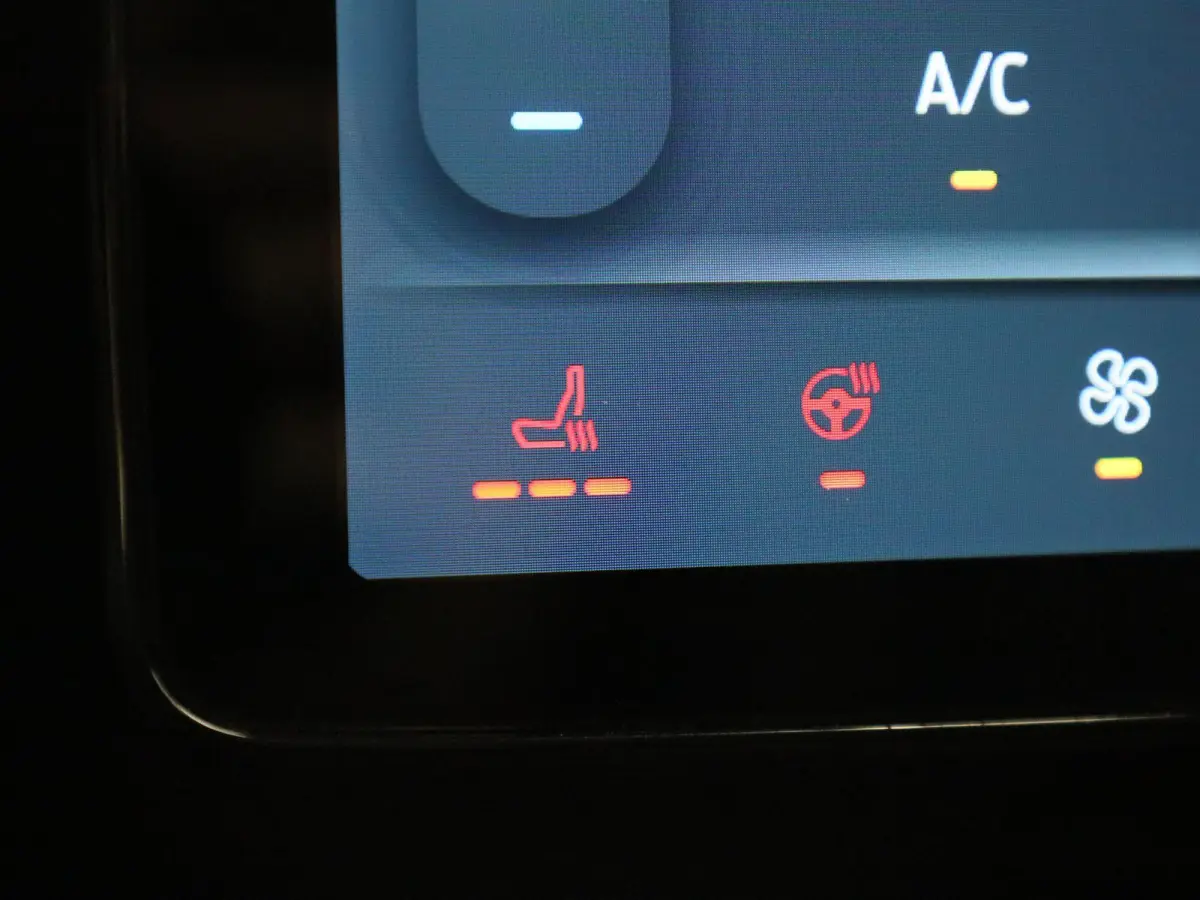 RWD 75 kWh | Apple Carplay/Android Auto | Camera | Cruise Control | Lichtmetalen Velgen |