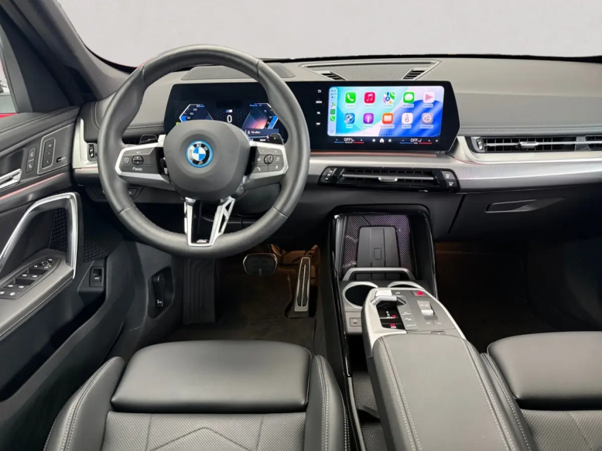 xDrive 30 e M Sport