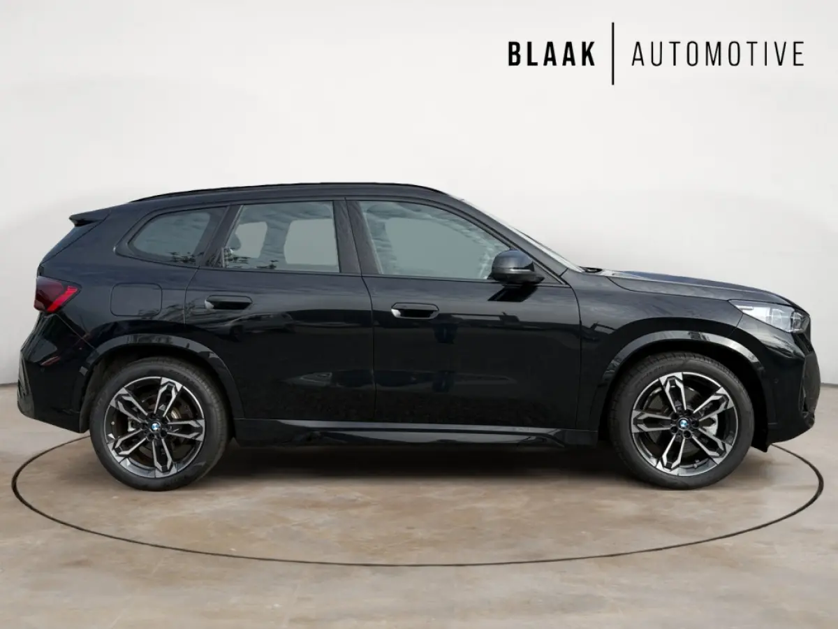xDrive 30 e M Sport
