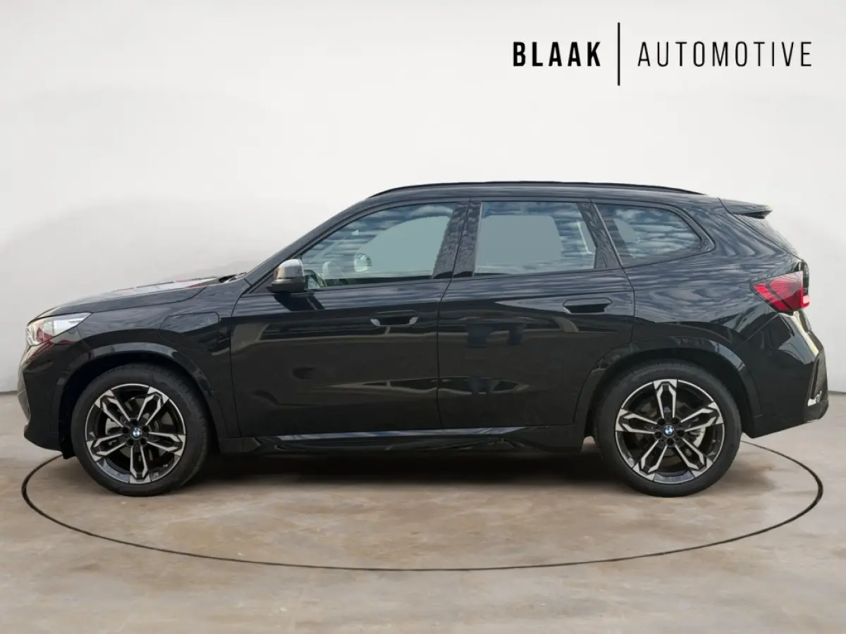 xDrive 30 e M Sport
