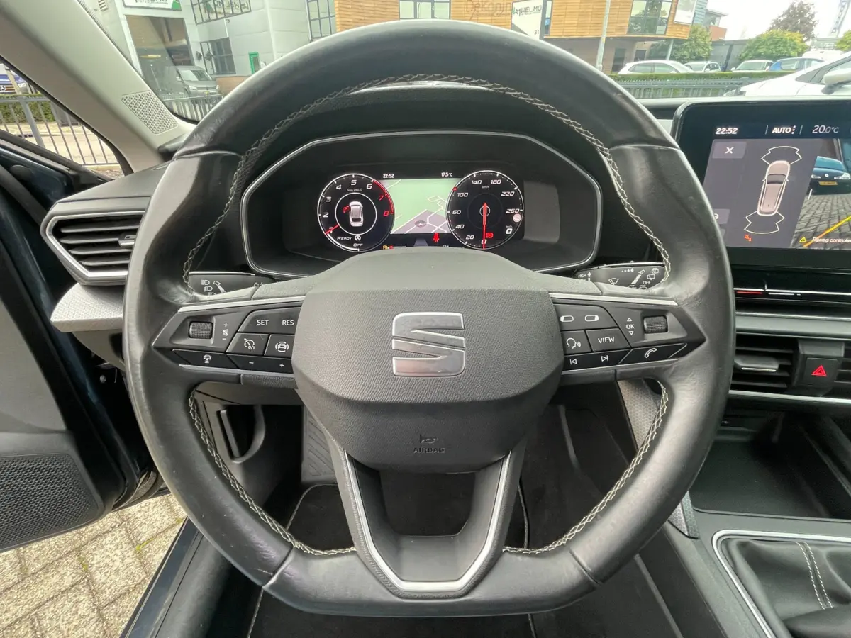 1.0 TSI Style Business Intense