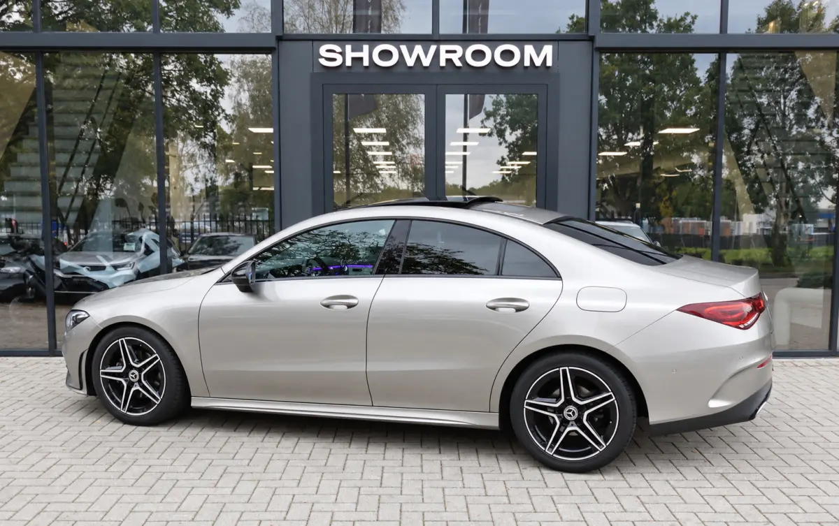 180 AMG PANO CAM SFEER