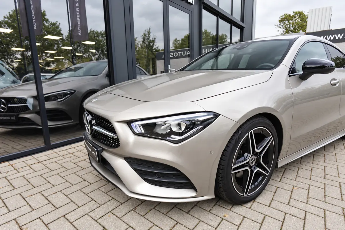 180 AMG PANO CAM SFEER