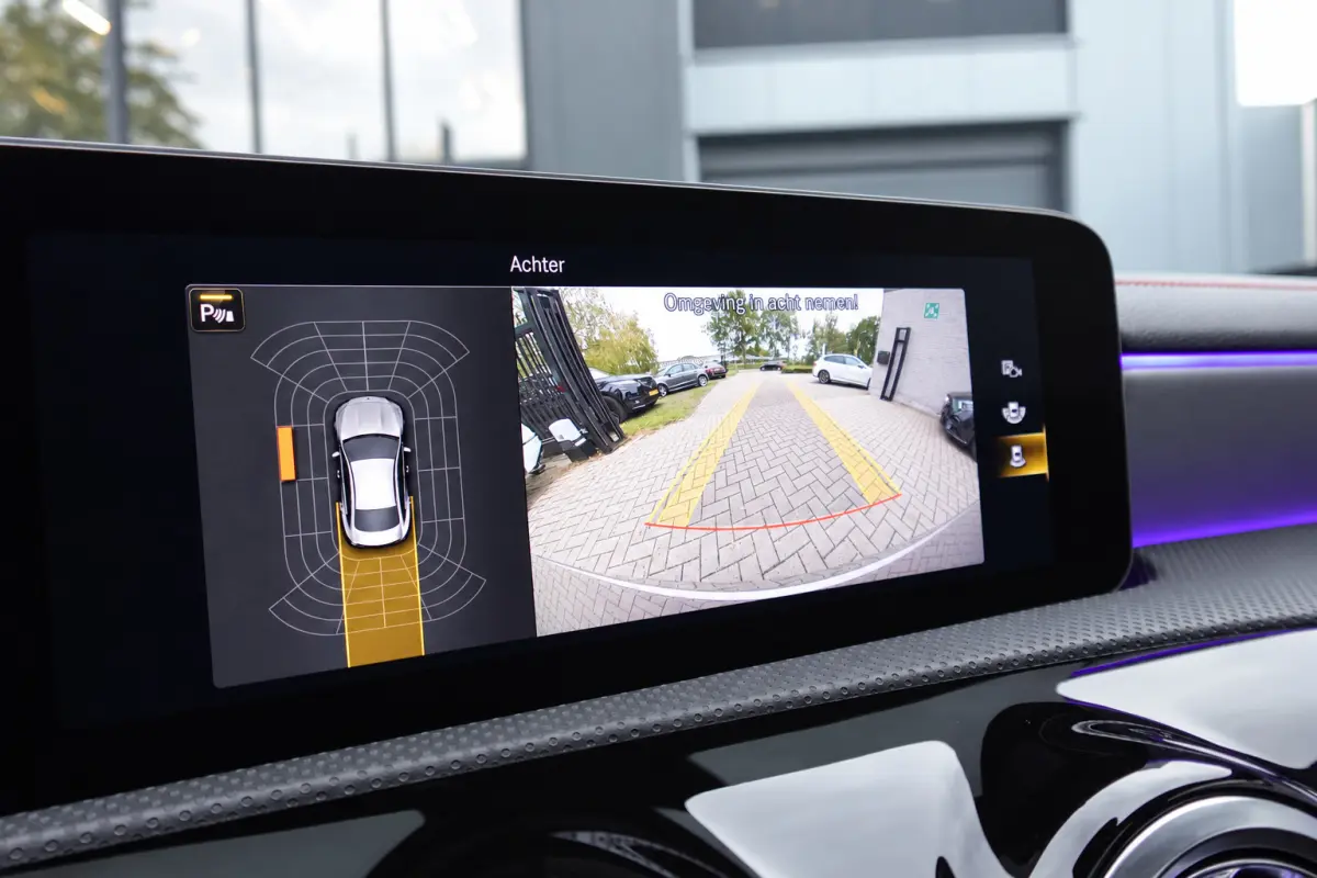 180 AMG PANO CAM SFEER
