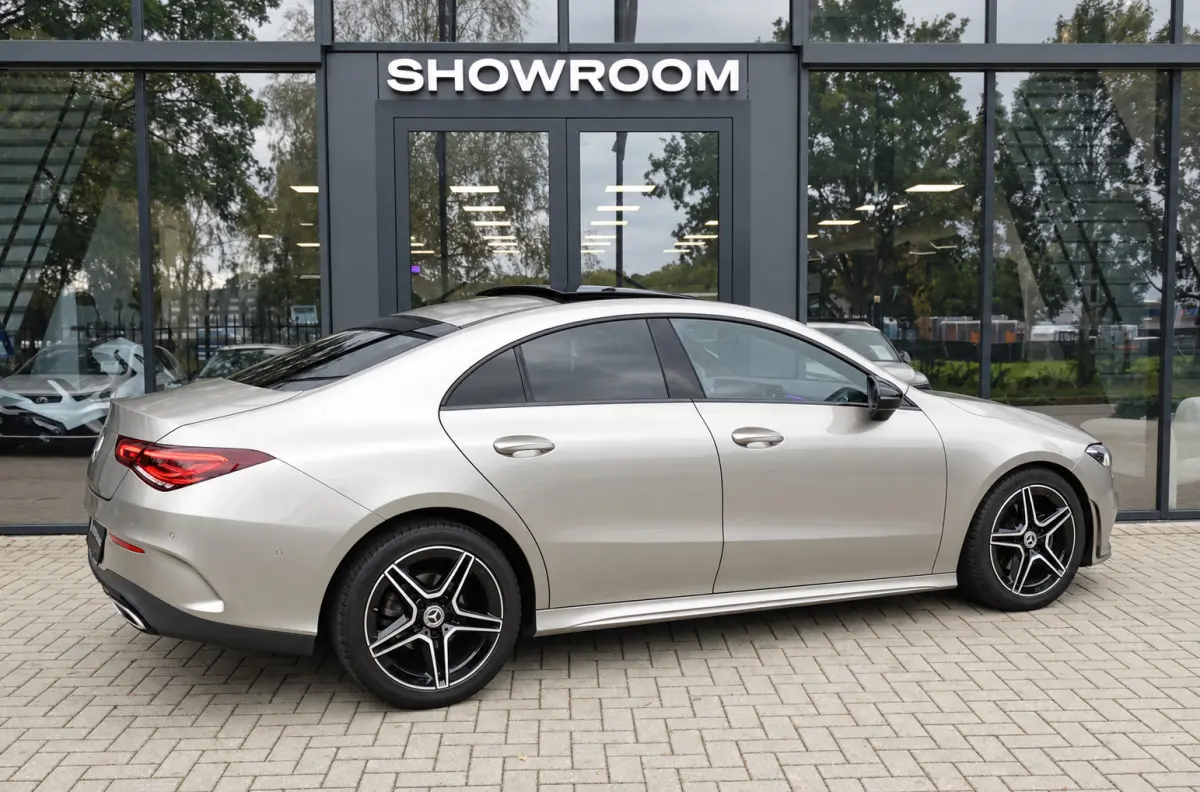 180 AMG PANO CAM SFEER