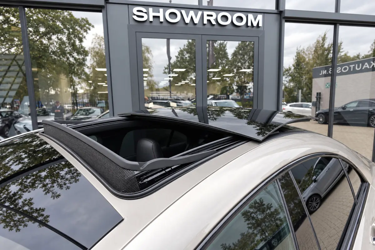 180 AMG PANO CAM SFEER