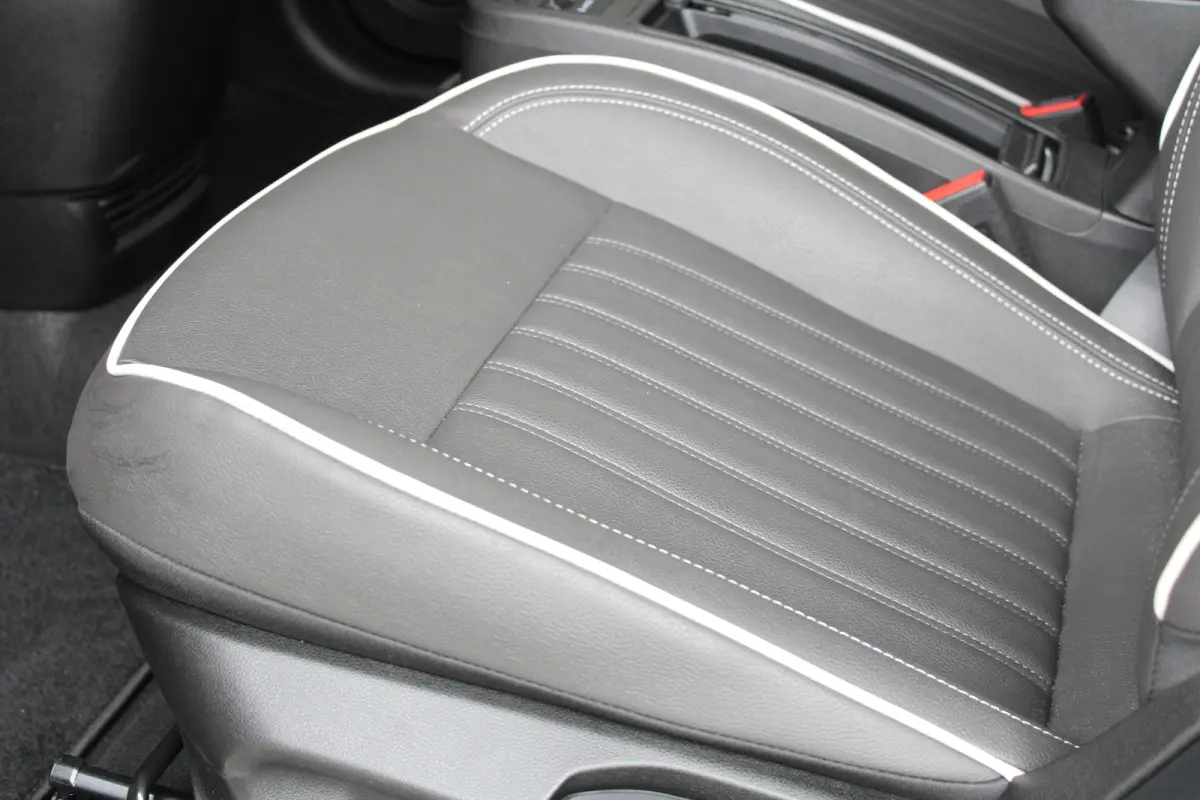 La Prima 42 kWh | Adaptieve cruise control met Stuurhulp | JBL Audio | Dodehoek-detectie | Climate |