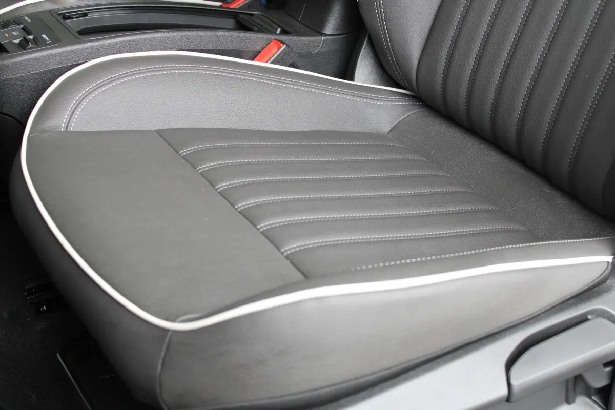 La Prima 42 kWh | Adaptieve cruise control met Stuurhulp | JBL Audio | Dodehoek-detectie | Climate |