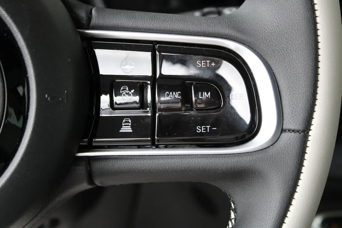 La Prima 42 kWh | Adaptieve cruise control met Stuurhulp | JBL Audio | Dodehoek-detectie | Climate |