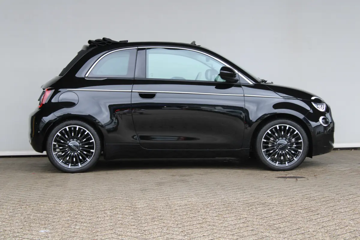 La Prima 42 kWh | Adaptieve cruise control met Stuurhulp | JBL Audio | Dodehoek-detectie | Climate |