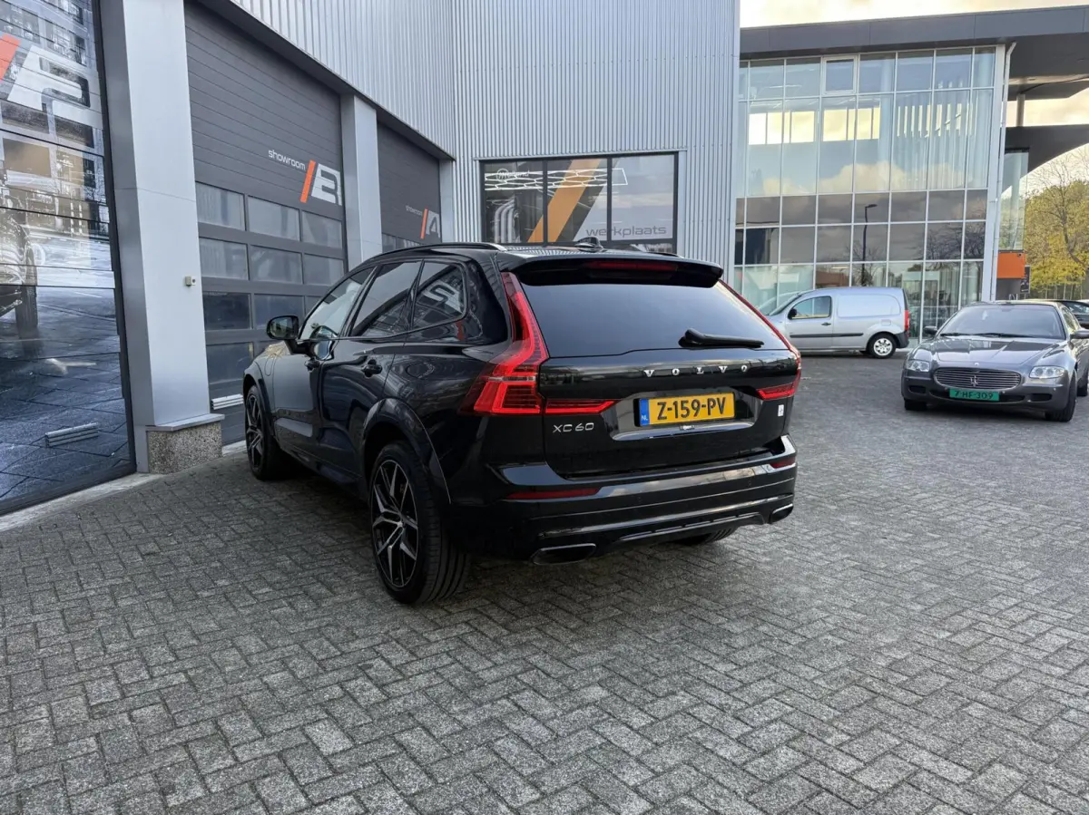 2.0 T8 Plug-in-hybrid AWD Polestar Engineered|PANO|H&K|MEMORY