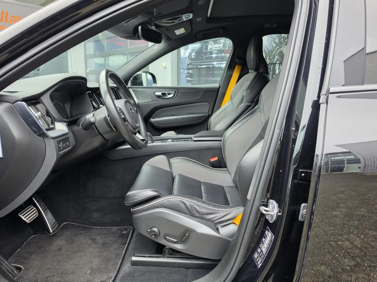 2.0 T8 Plug-in-hybrid AWD Polestar Engineered|PANO|H&K|MEMORY