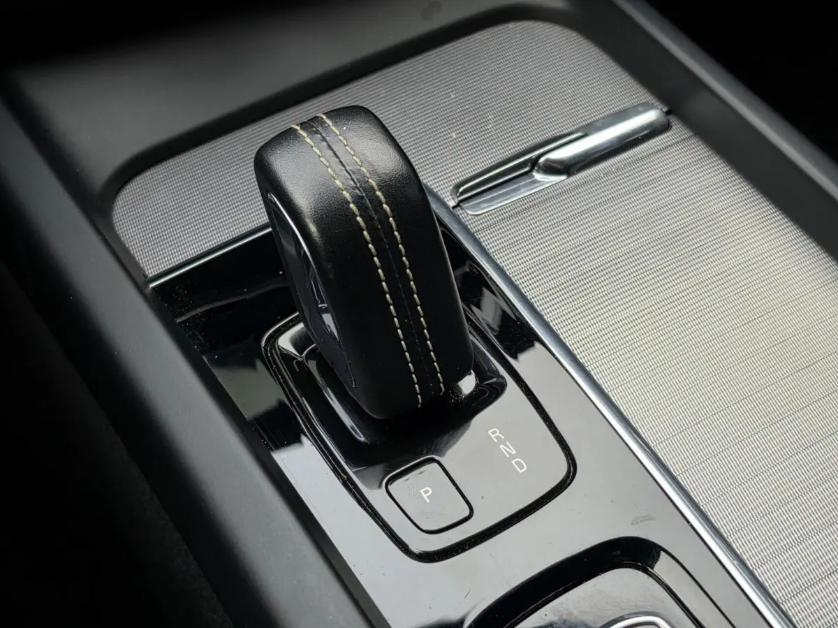 2.0 T8 Plug-in-hybrid AWD Polestar Engineered|PANO|H&K|MEMORY
