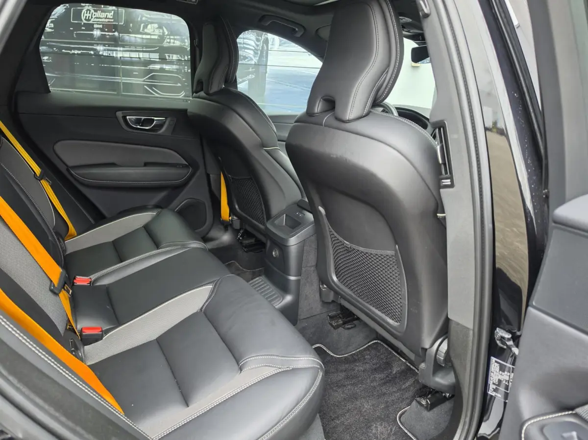 2.0 T8 Plug-in-hybrid AWD Polestar Engineered|PANO|H&K|MEMORY