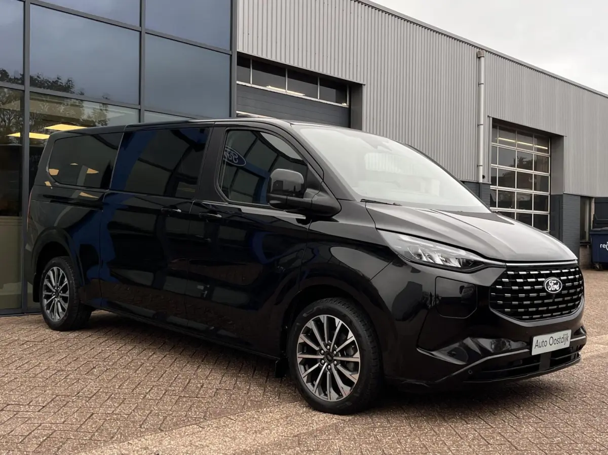Tourneo 340 2.5 PHEV L2H1 Titanium X 233PK Emissiezonevrij!! Ex. BTW/incl. BPM 8Pers. Adaptieve Cruise Winterpack VOL leder 8 zitplaatsen verschuif/uitneembare stoelen Adaptieve Cruise Clima