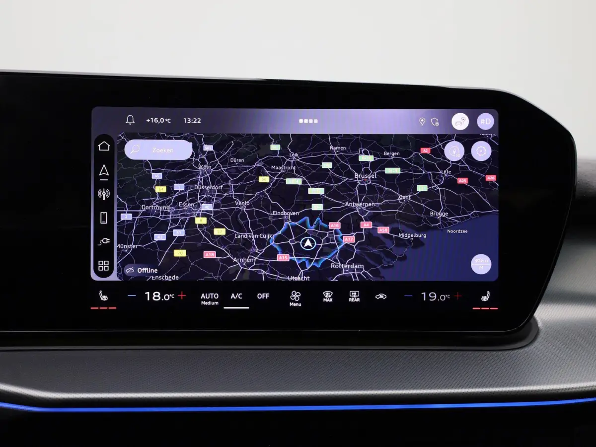 1.5 e-hybrid S edition | 272 PK | Navigatie | Apple Carplay | Adaptieve Cruise Control | Achteruitrij Camera | 19" Lm Velgen | Lederen bekleding | Airco |