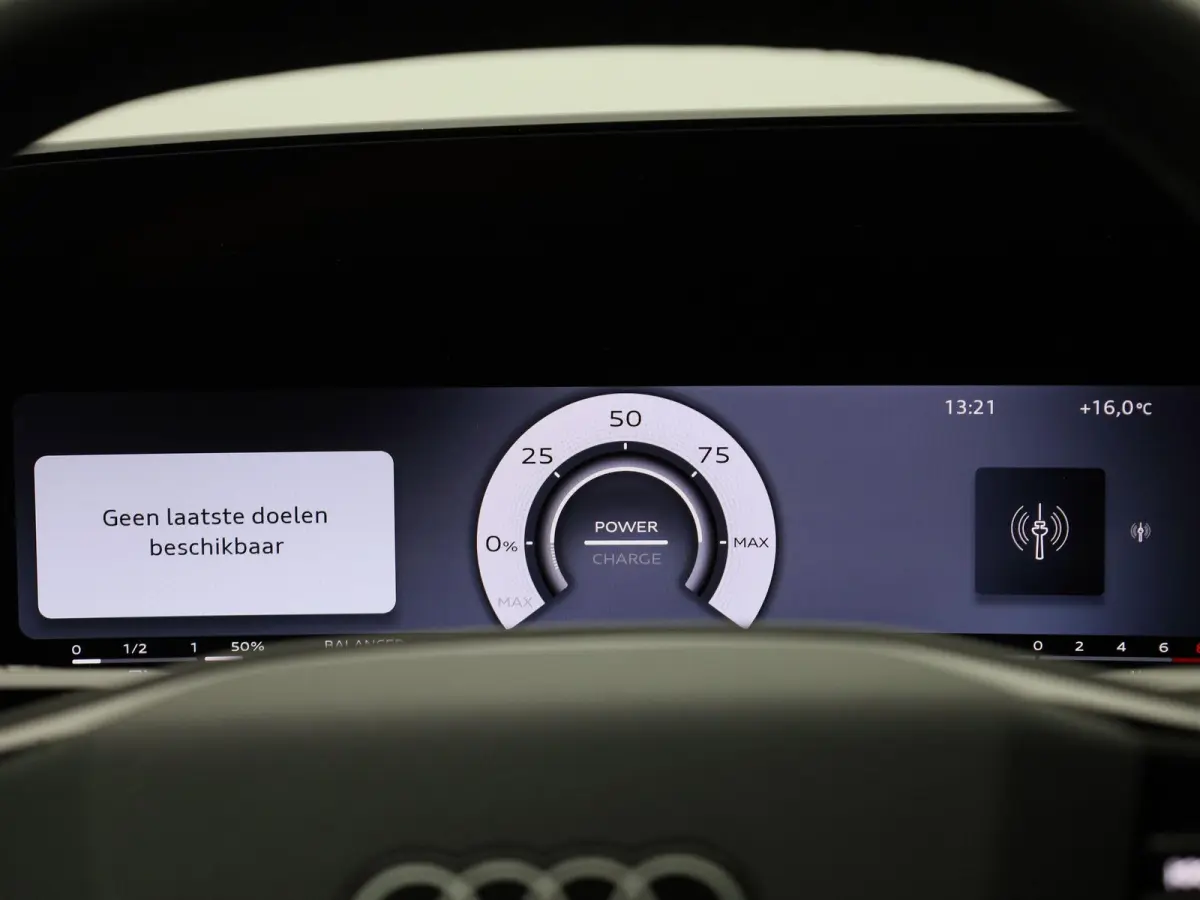 1.5 e-hybrid S edition | 272 PK | Navigatie | Apple Carplay | Adaptieve Cruise Control | Achteruitrij Camera | 19" Lm Velgen | Lederen bekleding | Airco |