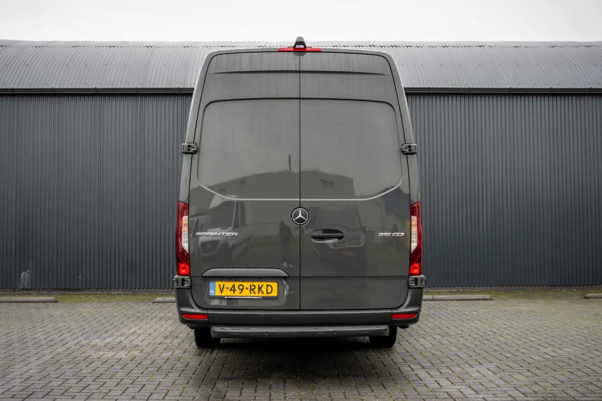 315 CDI L4H2 | LED | 360° Camera | Cruise | PDC | Mbux | 3-Zits | Climatronic