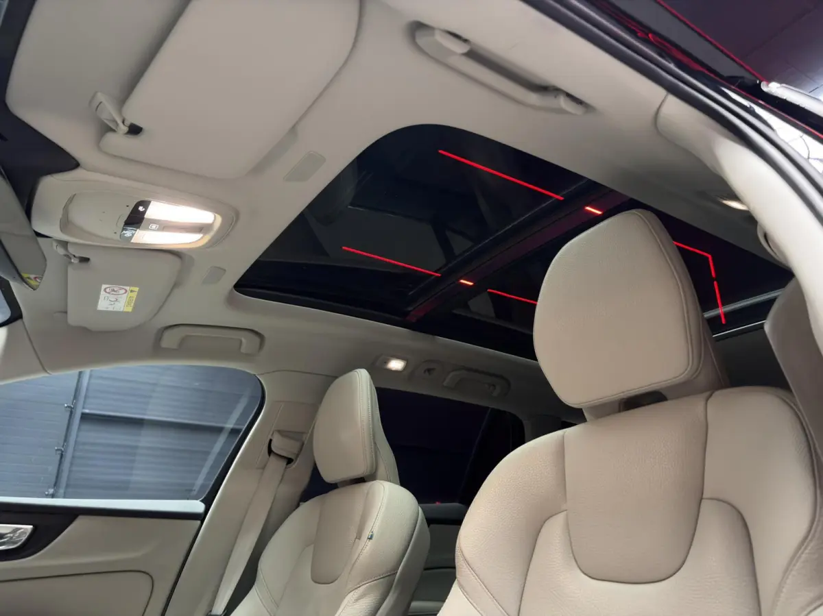 T6 PHEV AWD Ultimate Bright |PANO|TREKH.|H&K|360°