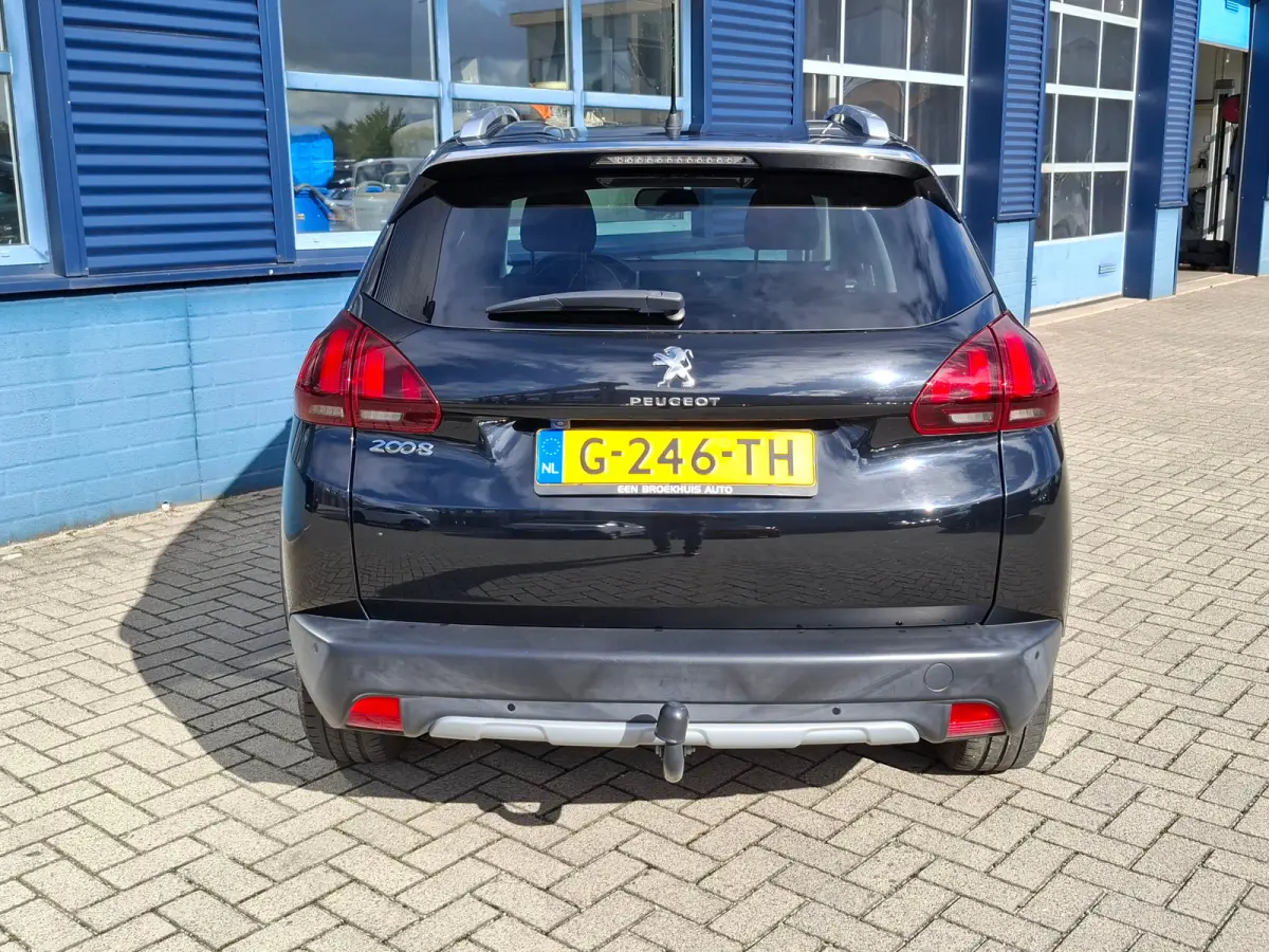 1.2 Allure 110 PK | Achteropkomend verkeer waarschuwing | Achteruitrijcamera | Bestuurdersstoel in hoogte verstelbaar
