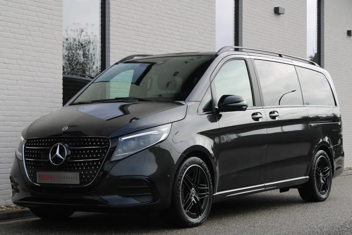 300d / Exclusive / AMG / DC / Elec Stoelen / 360 Cam / Burmester / Vol Opties / NIEUWSTAAT.