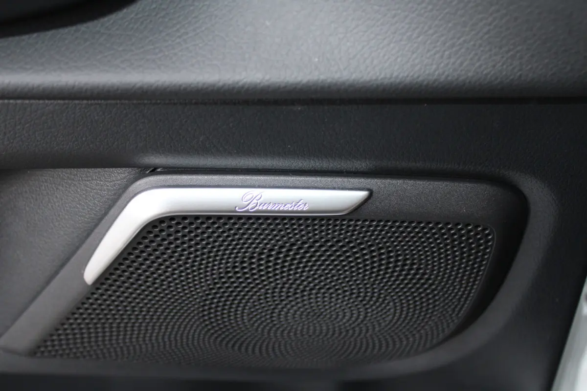 300d / AMG / DC / Luchtvering / Elec Stoelen / 360 Camera / Burmester / Vol Opties / NIEUWSTAAT