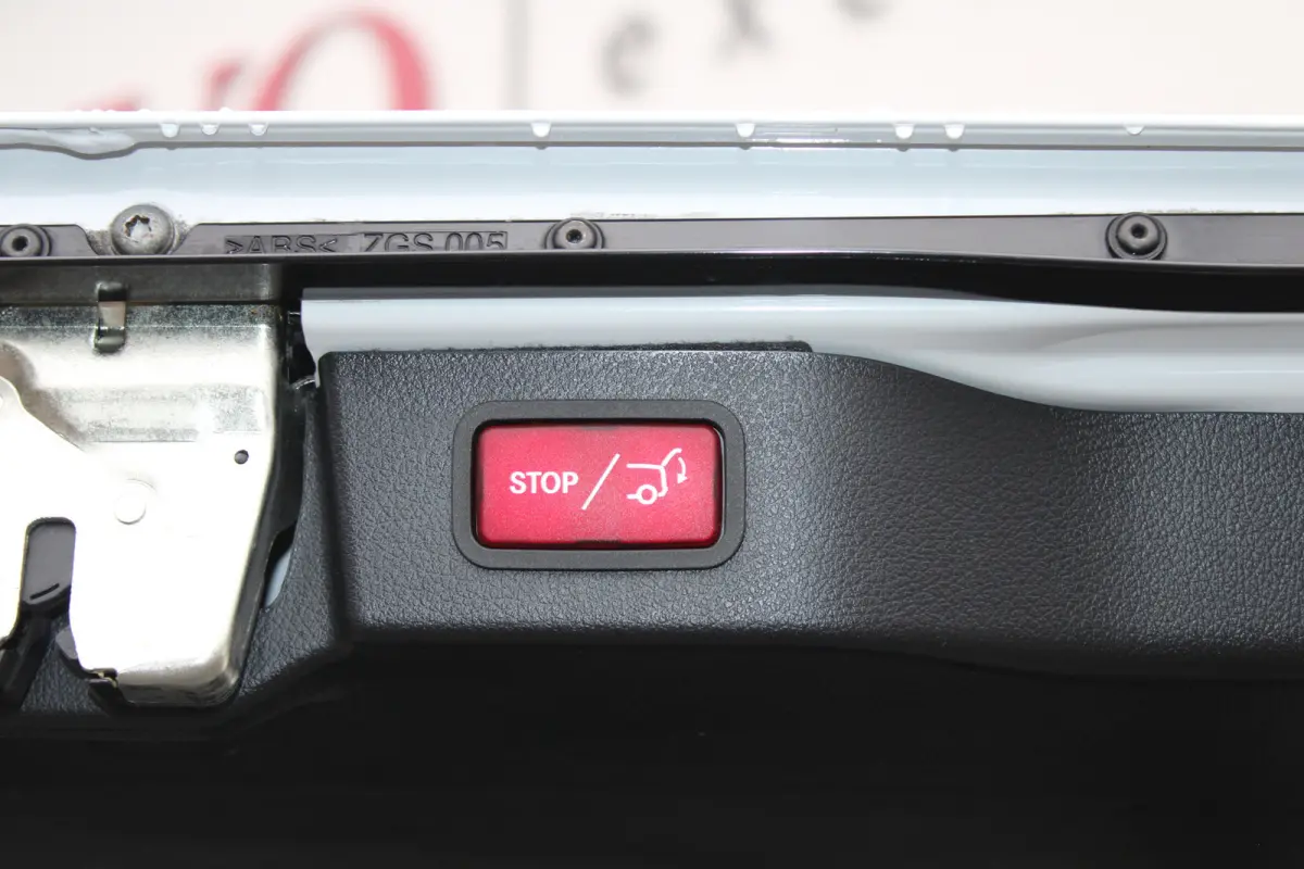 300d / AMG / DC / Luchtvering / Elec Stoelen / 360 Camera / Burmester / Vol Opties / NIEUWSTAAT