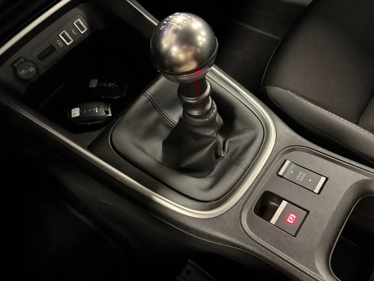 1.2 Longitude*Eletr-Klep*Camera*Xenon*Cruise-Control*PDC*