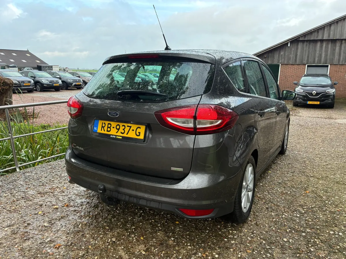 1.0 Titanium | Pano + Cruise + Clima Nu € 6.975,-!!!