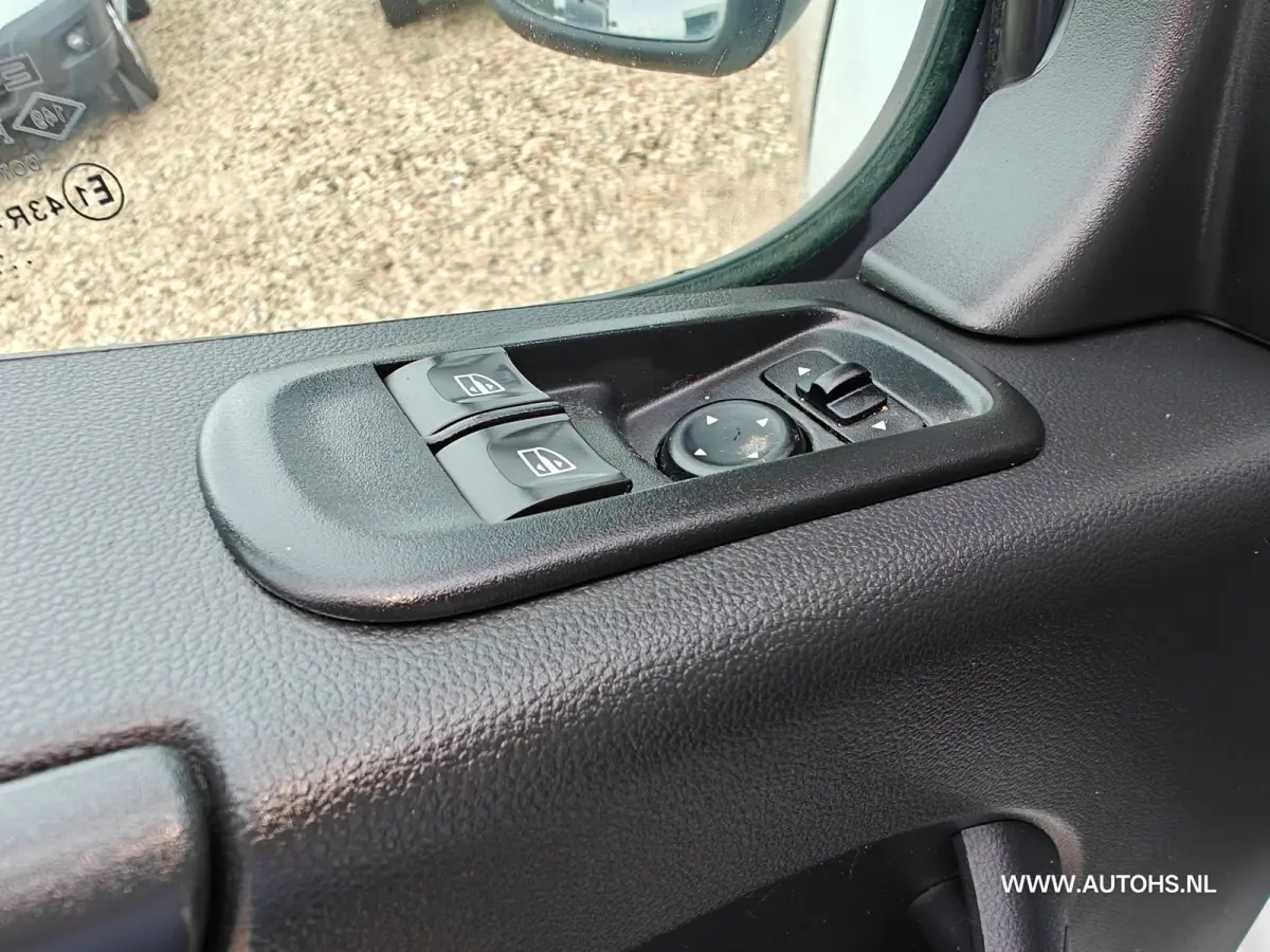 T35 2.3 dCi 135 L2H2 Work Edition ,Apk okt. 2027, Airco , navi , camera , 1e Eig , Euro 6