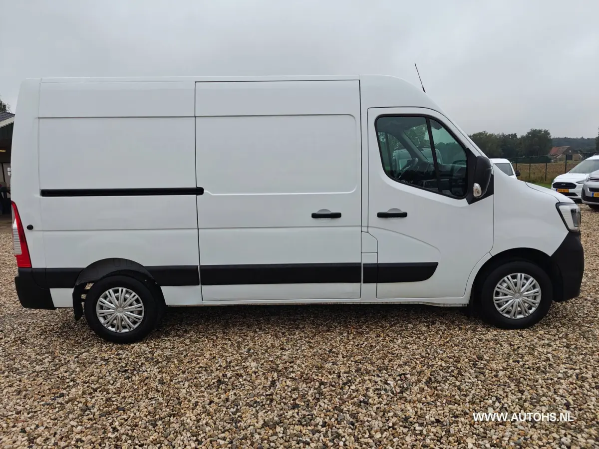 T35 2.3 dCi 135 L2H2 Work Edition ,Apk okt. 2027, Airco , navi , camera , 1e Eig , Euro 6